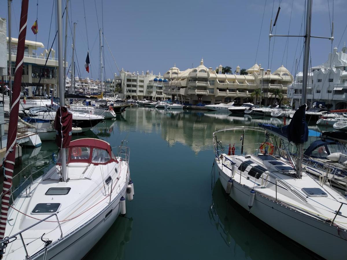 2Bdr Sunny Apartment With Pool And Private Parking In Benalmádena Exterior foto