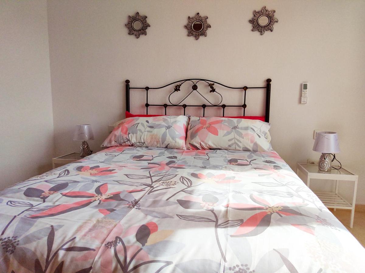 2Bdr Sunny Apartment With Pool And Private Parking In Benalmádena Exterior foto